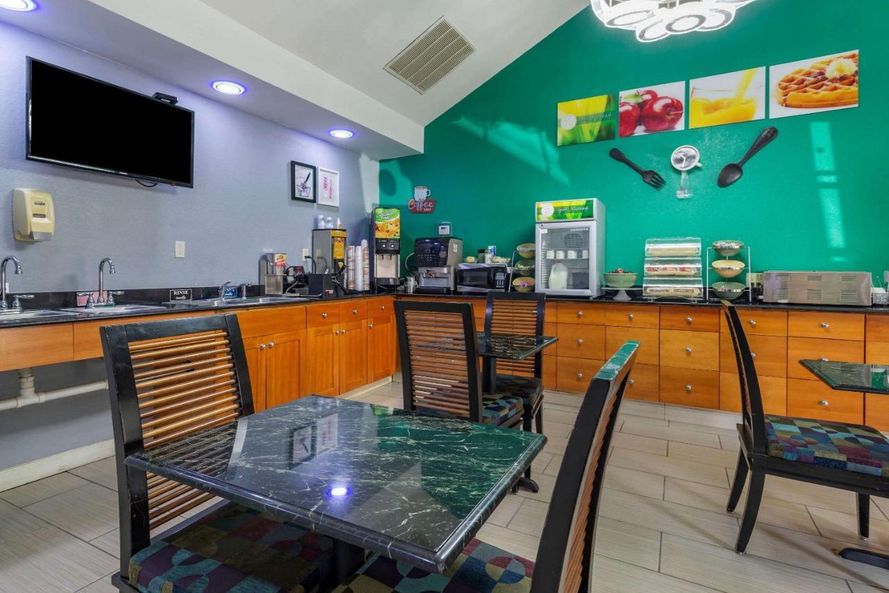 Quality Inn Ковингтън Екстериор снимка